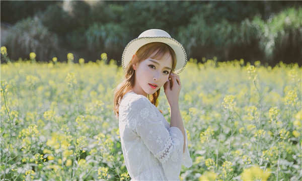 甘泉标题：想找个女人帮忙生孩子的有效解决方案，助您圆梦家庭
